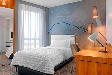 Urban Single Room with City View