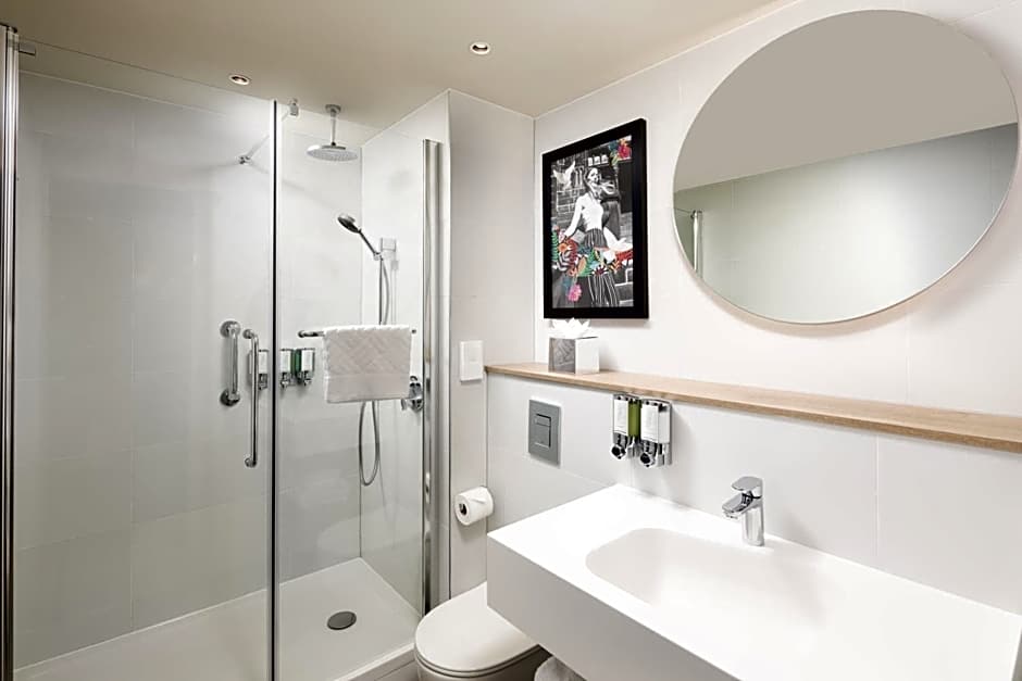 Hampton by Hilton London Old Street