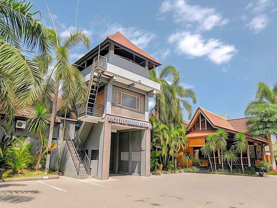 Mahkota Hotel Genteng