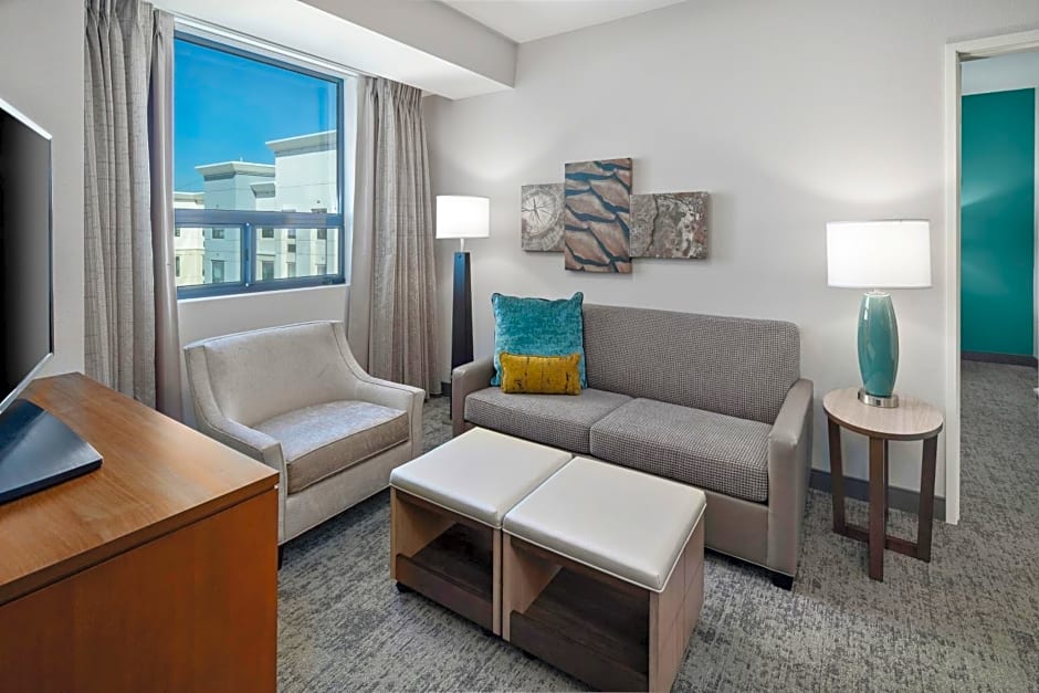 Staybridge Suites Irvine - John Wayne Airport