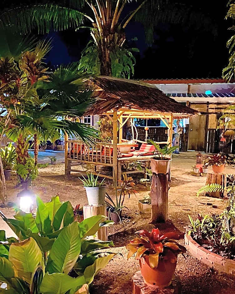 Leaf House Bungalows