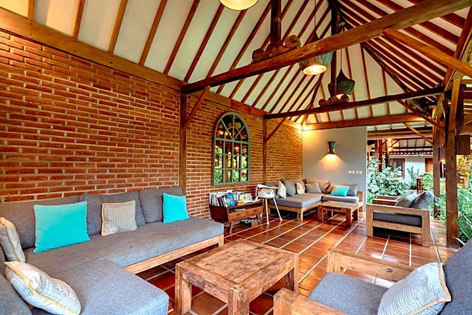 Belukar Villas