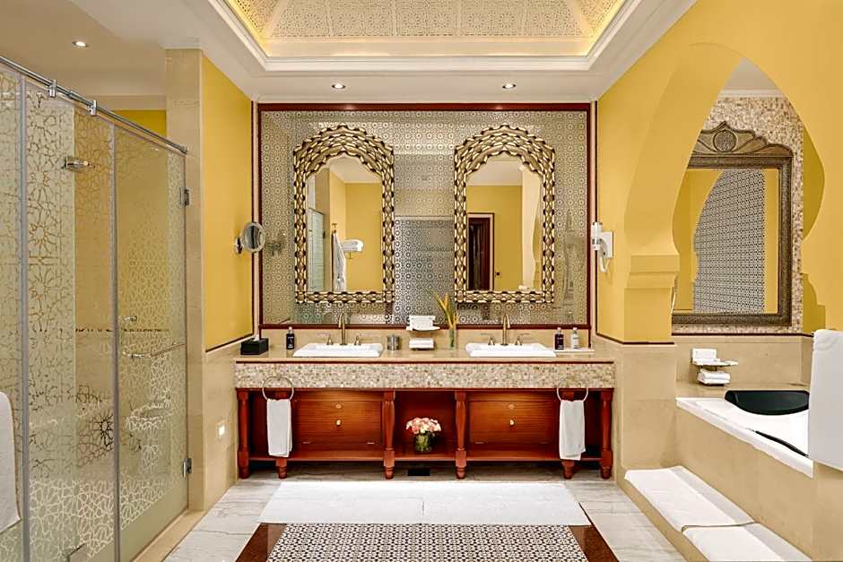 Kampala Serena Hotel