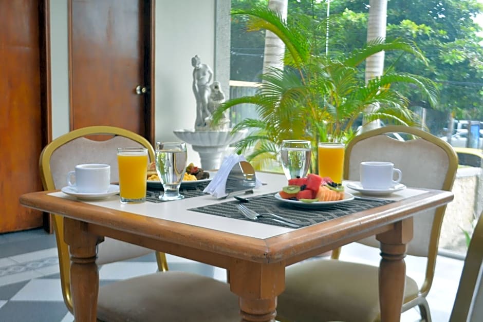 Hotel Ayenda Casa Ballesteros 1318