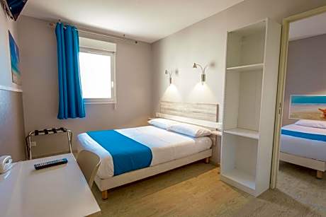 Family Room (3 People)