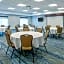 Holiday Inn Express Hotel & Suites Shakopee