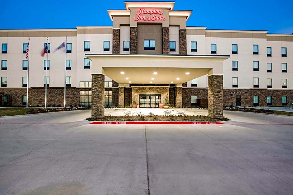 Hampton Inn By Hilton & Suites Dallas/Ft. Worth Airport South