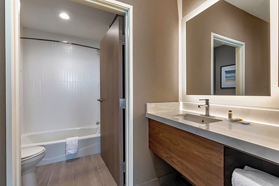 Staybridge Suites Dallas Grand Prairie By IHG