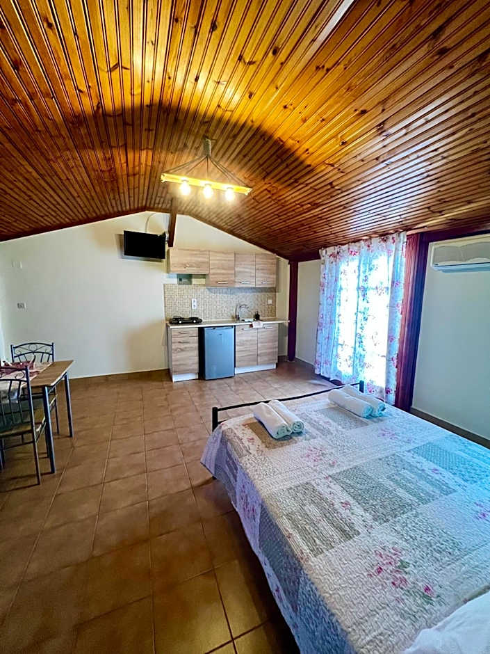 Ocean Front Studios 77