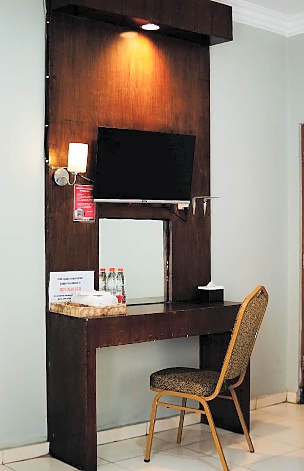 Red Chilies Hill Hotel