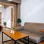 Krung Boutique Hotel