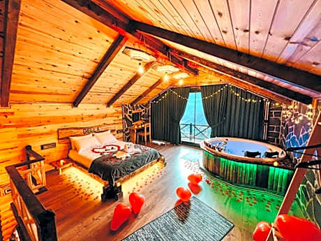 DELLA SUİT BUNGALOW