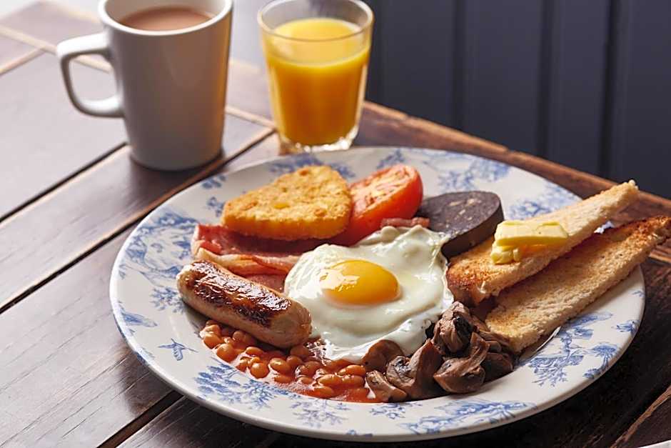 White Hart by Chef & Brewer Collection