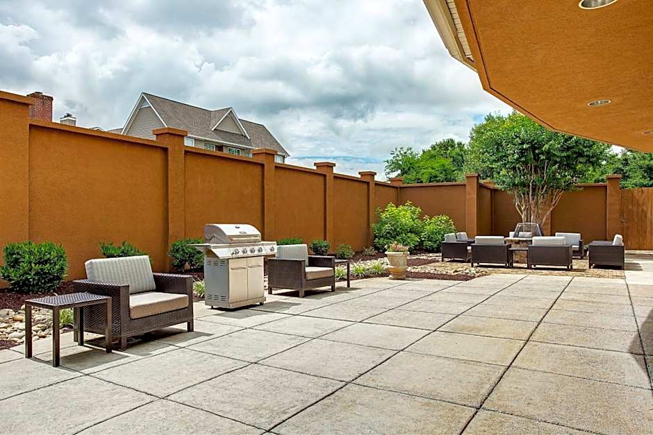 Courtyard by Marriott Knoxville Cedar Bluff