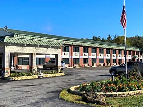 Motel 6 Williamstown, WV