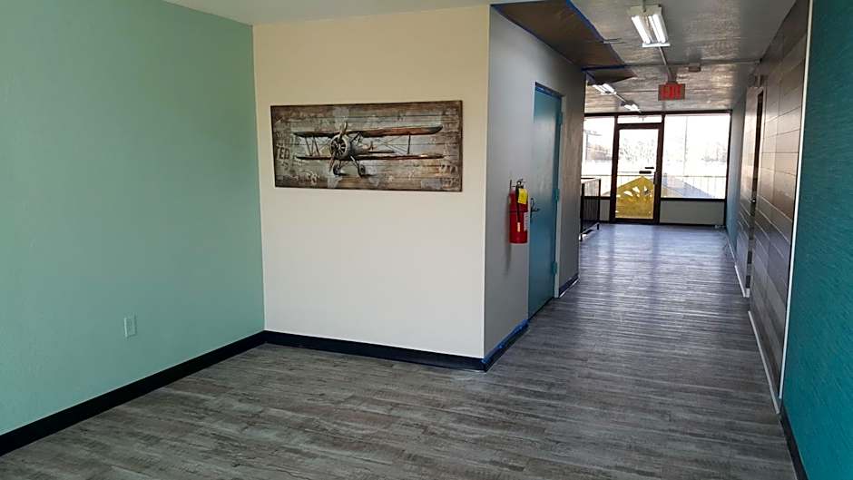 Econo Lodge Oak Grove