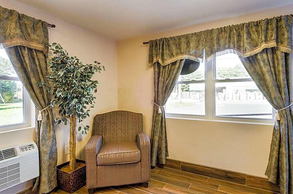 Rodeway Inn Middleboro-Plymouth