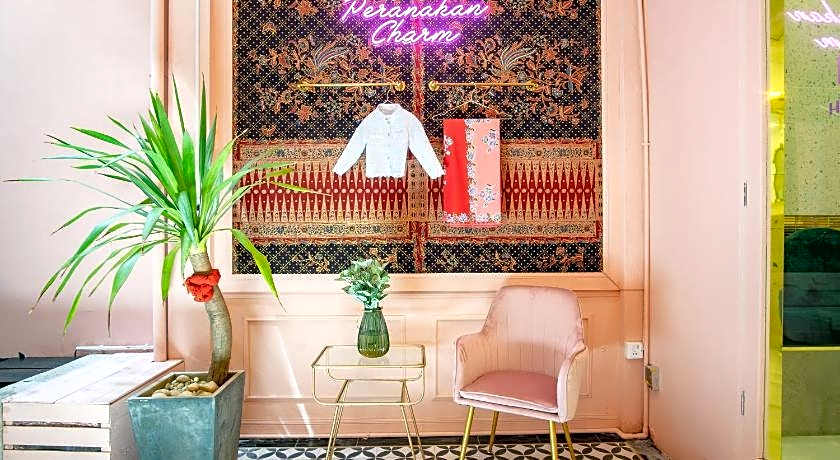 Isara Boutique Hotel and Cafe