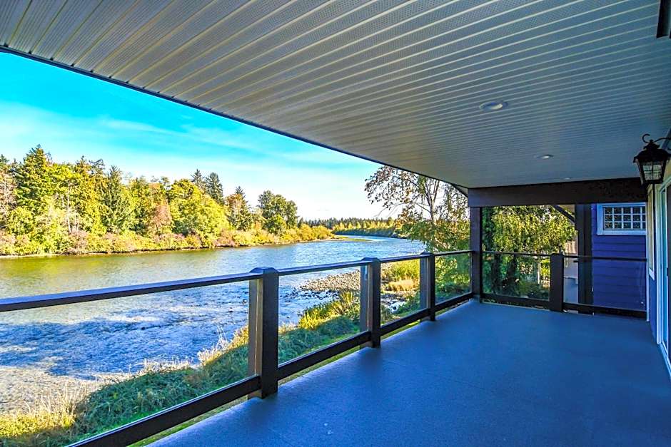 Chateau Riverside