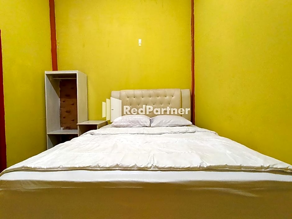 Hotel Hing Amimah near Bau Bau Port RedPartner