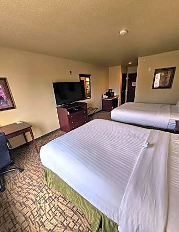 Queen Room with Two Queen Beds - Non-Smoking