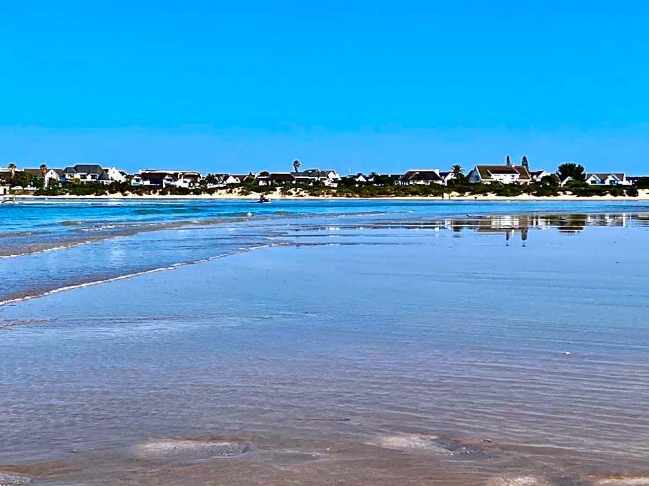 i-LOLLO Bed & Breakfast at the River Mouth