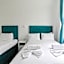 Palace Court Hotel