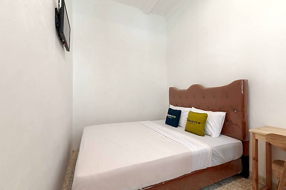 Urbanview Hotel De Breeze Kemang Jakarta by RedDoorz