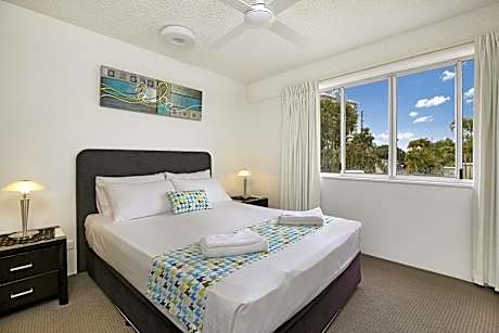 Superior One-Bedroom Apartment