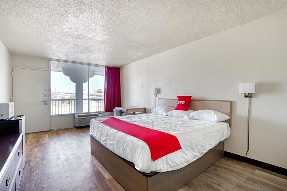 OYO Hotel Waco University Area / I-35
