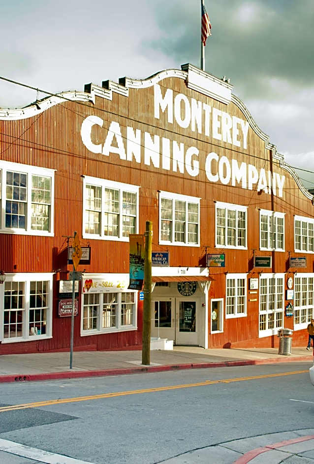 Monterey Bay Inn