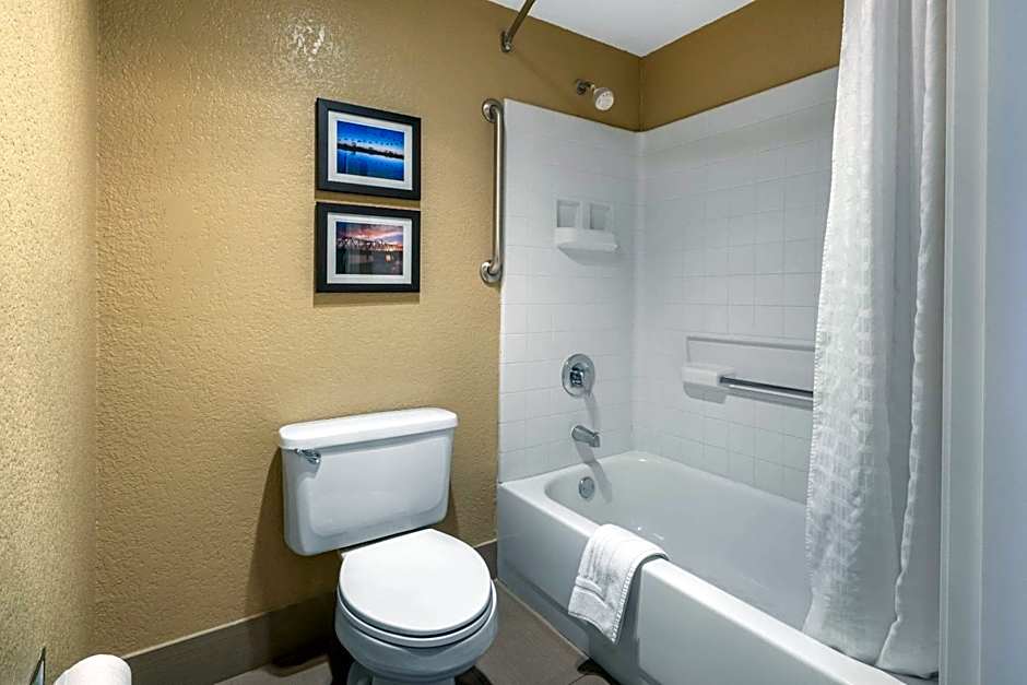 Comfort Inn Lathrop Stockton Airport