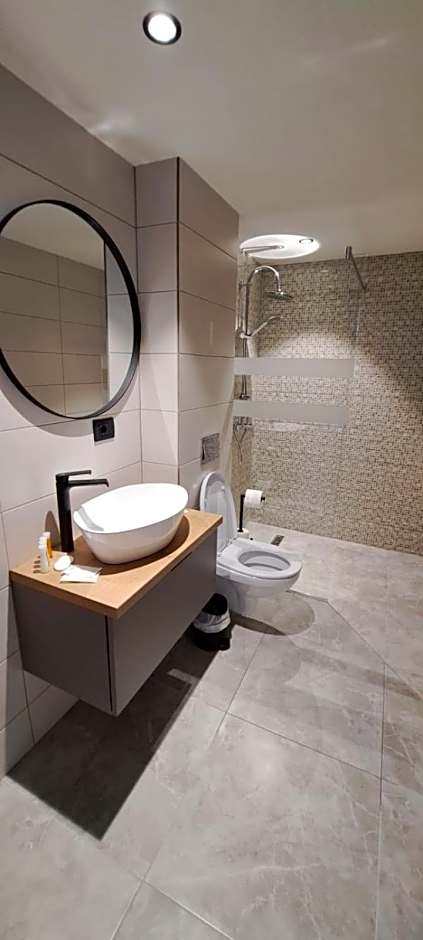 Hotel Plutitor Lebăda