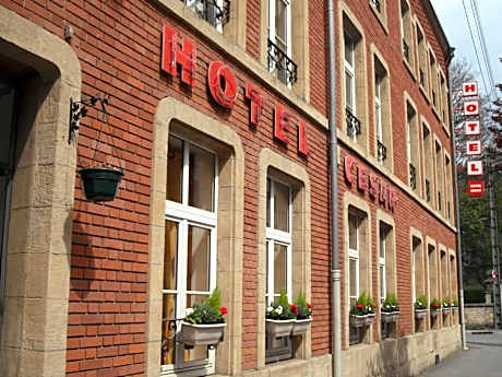 Hotel César Centre-ville Gare Charleville-Mézières