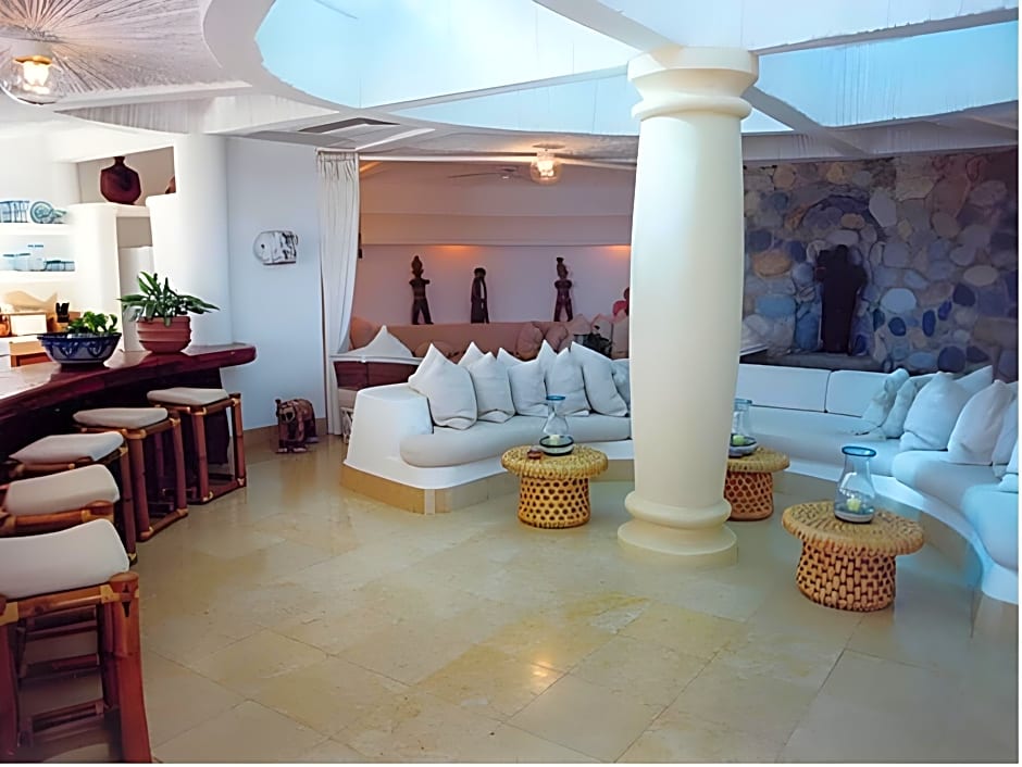 Club Cascadas De Baja