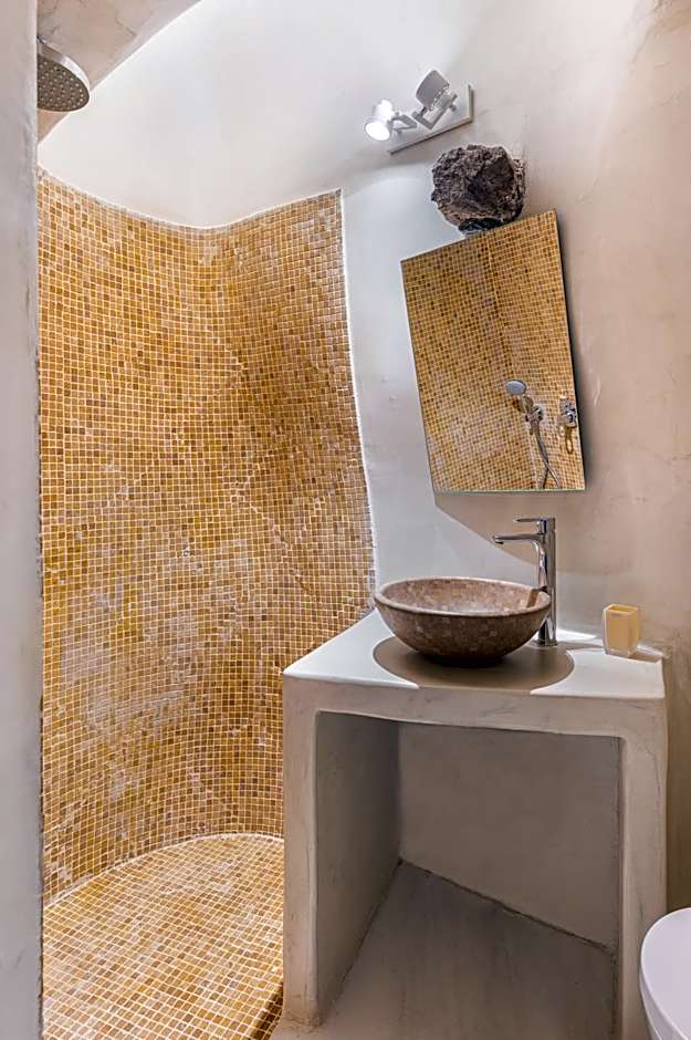 Armeni Luxury Villas