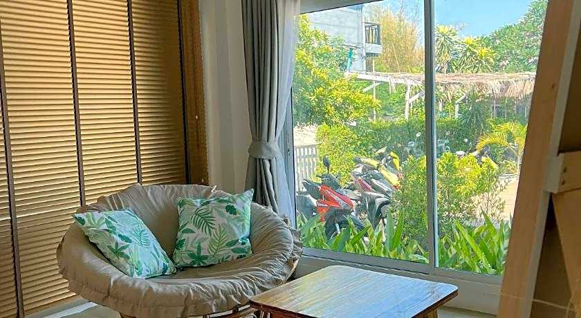 Baancaptainhook pool kohlarn