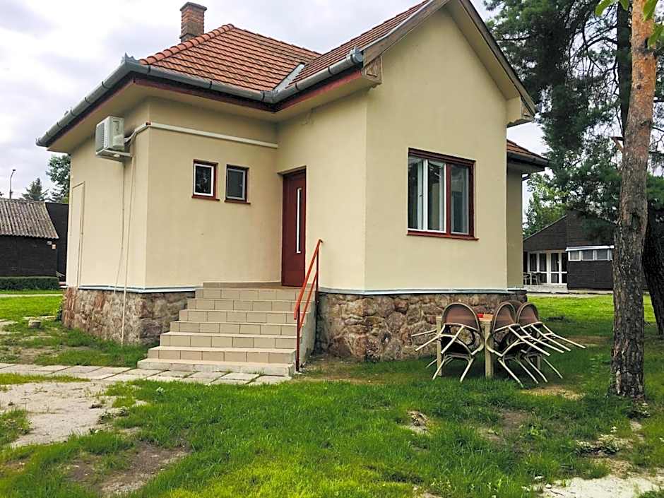 Napsugár Club és Panzió