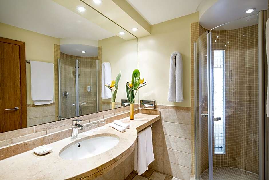 ROBINSON Cala Serena