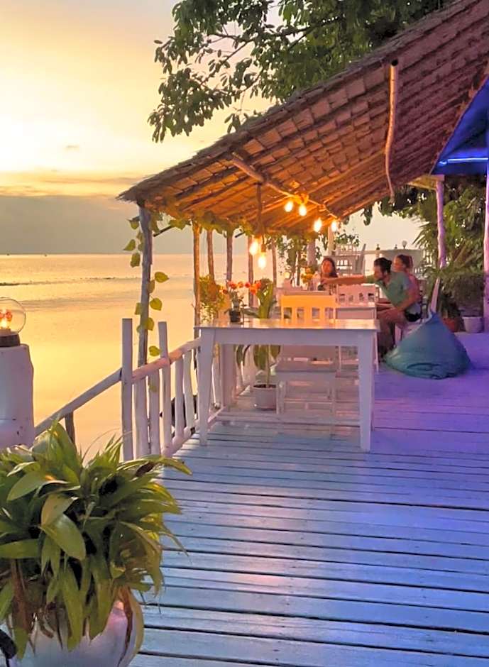 Secret Place Hotel and Restaurant