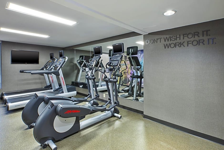 Fairfield by Marriott Inn & Suites Herndon Reston