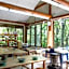 Yatsugatake Kogen Lodge