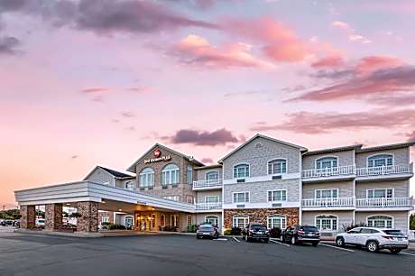 Best Western Plus Dutch Haus Inn and Suites
