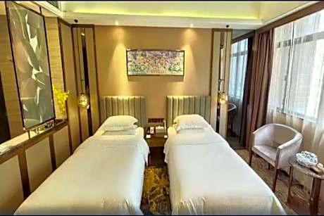 Standard 2 Twin Beds Smoking