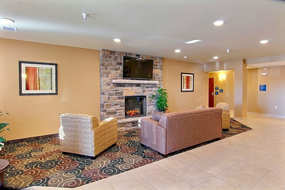 Cobblestone Hotel & Suites - McCook