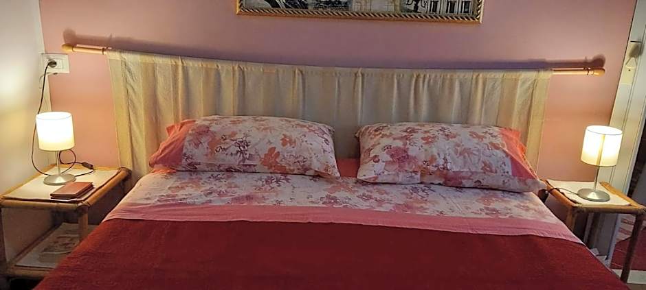 Cosmopolitan B&B