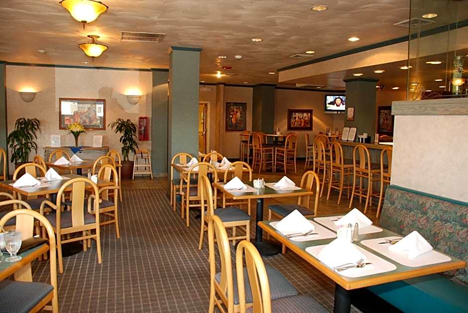 Oakland Airport Executive Hotel