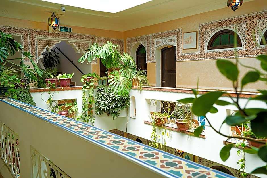 Riad Salt River