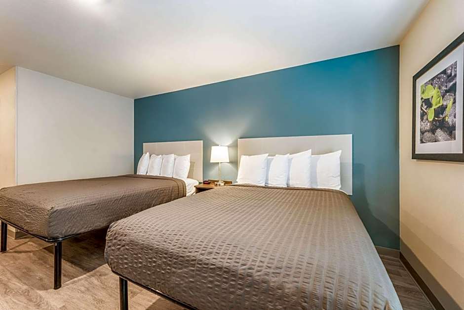 WoodSpring Suites Linden