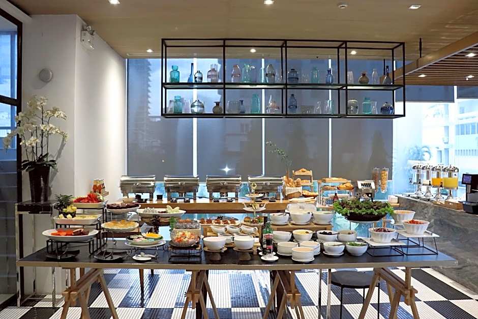 The Residence on Thonglor by UHG